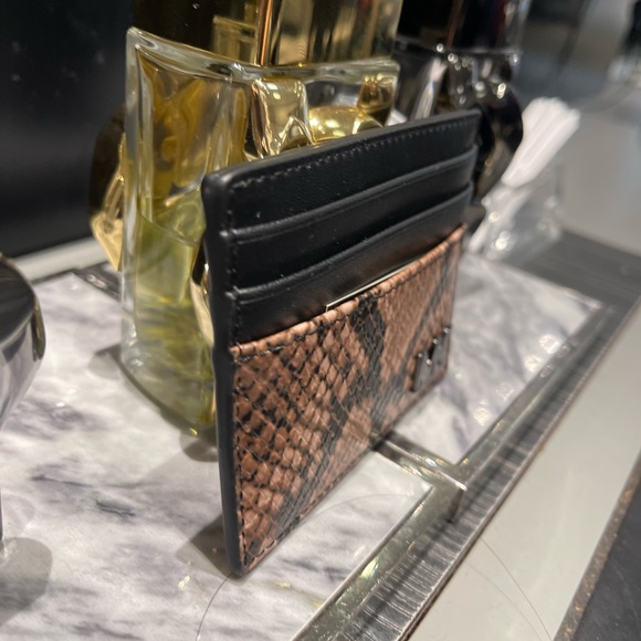 MICHAEL KORS Cyrus Snake Embossed Tall Card Case
Driftwood 
NWT - Picture 3 of 16